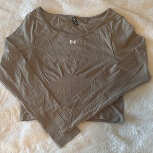 Under Armour Women's Taupe/Gray Long Sleeve Cropped Tee